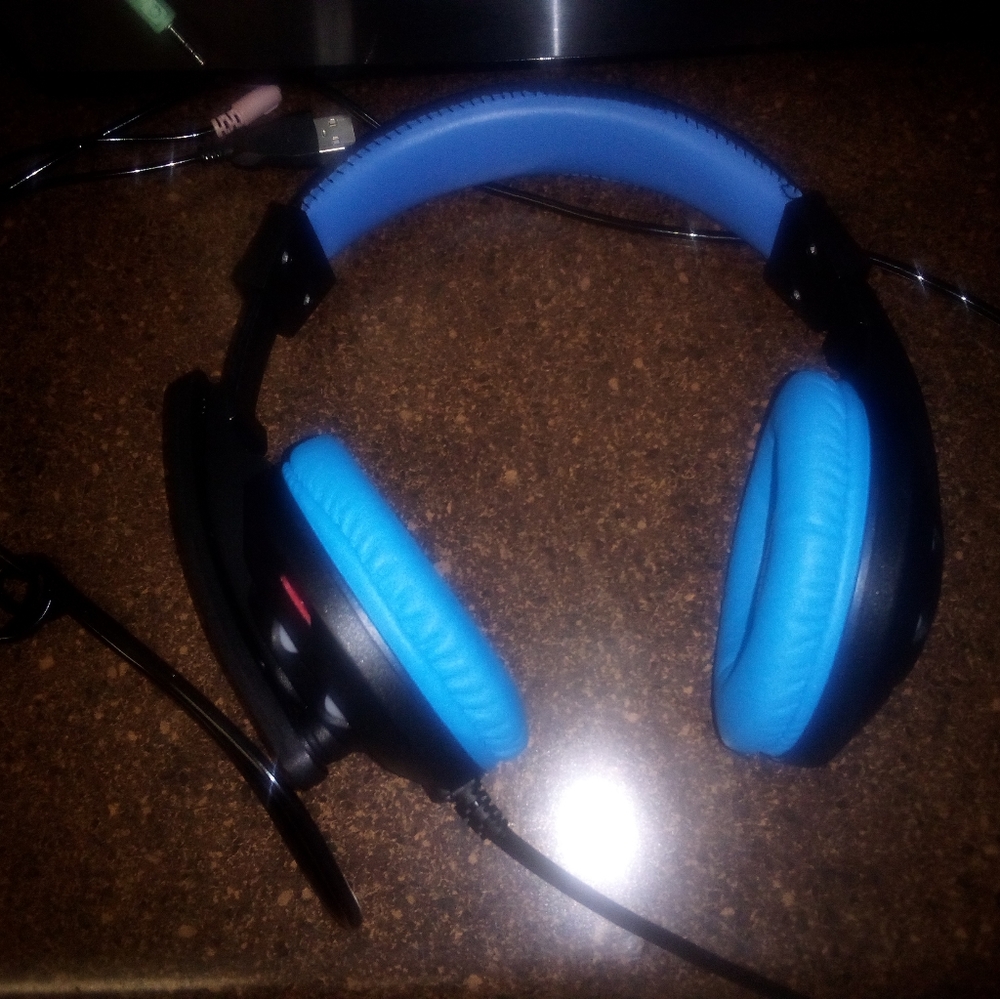 Gaming headset